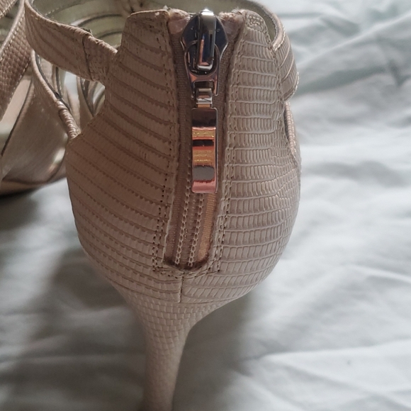 Alfani shoe - Picture 3 of 6